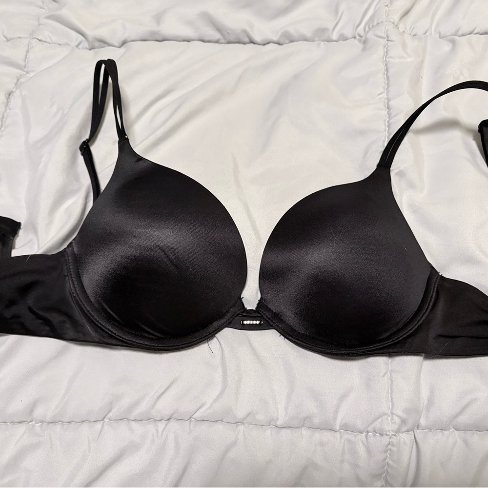 Black Seamless Push Up Bra